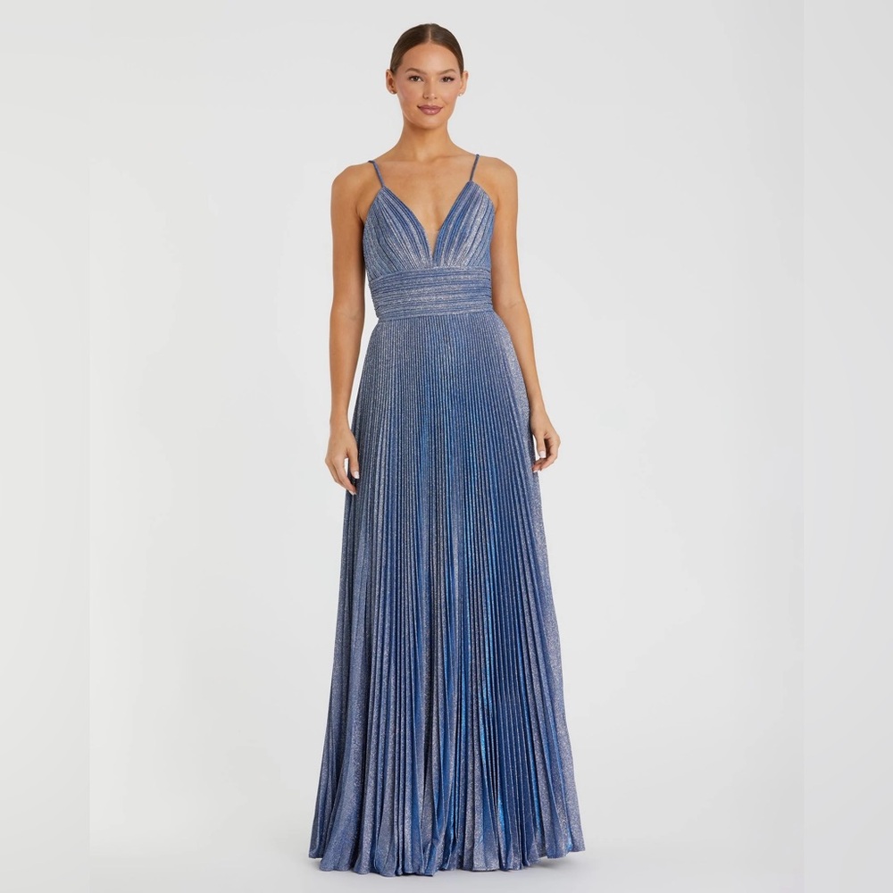 Mac Duggal NWT blue shimmer pleated